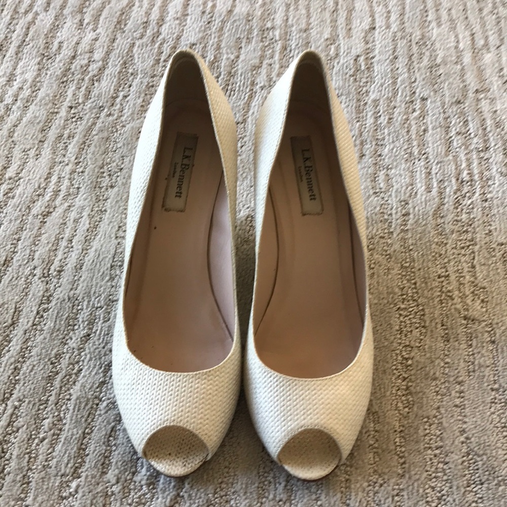 L.K. Bennett off-white wedges w/ silver sparkles